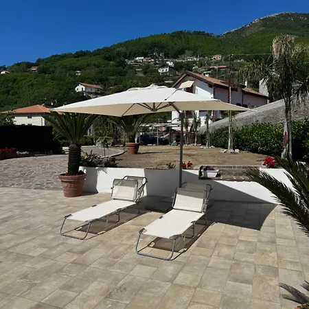 Carlo's Luxury *